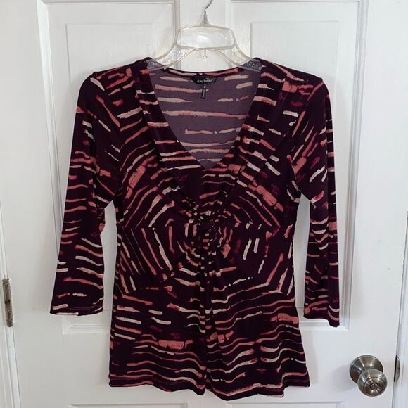 🔥 3/$20🔥 Daisy Fuentes printed tunic blouse size S - Picture 1 of 10